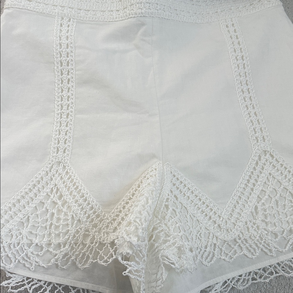 NWOT Zara Cream Lace Shorts  new condition no tag - Picture 5 of 9